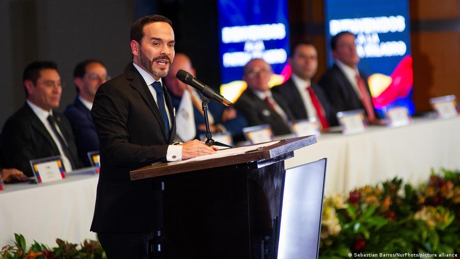 Colombia romperá relaciones con Cuba y Nicaragua