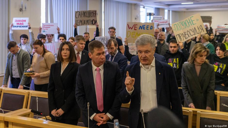 Санкційний бумеранг Петра Порошенка