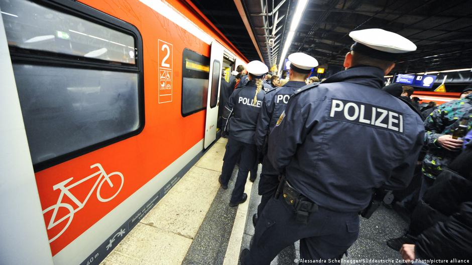 Deutsche Bahn заборонить вживати алкоголь на усіх вокзалах Німеччини