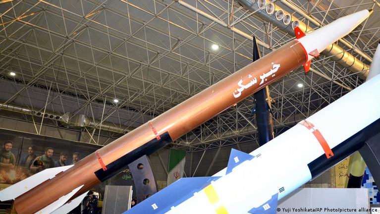 US and Saudi Arabia strike Iran-backed Iraqi militias in response to over 30 IRGC-directed drone attacks; Saudi confirms right to self-defense