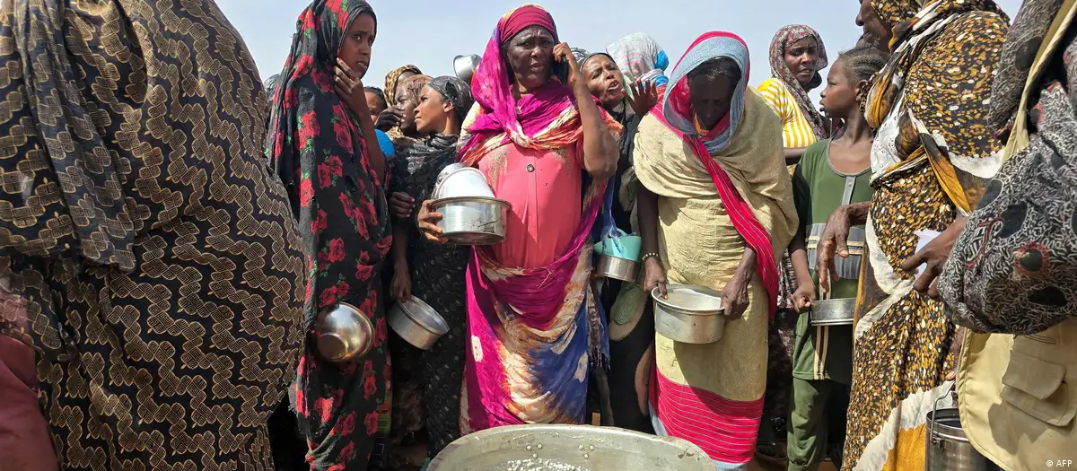 Sudan civil war: Civilians used as 'human shields'