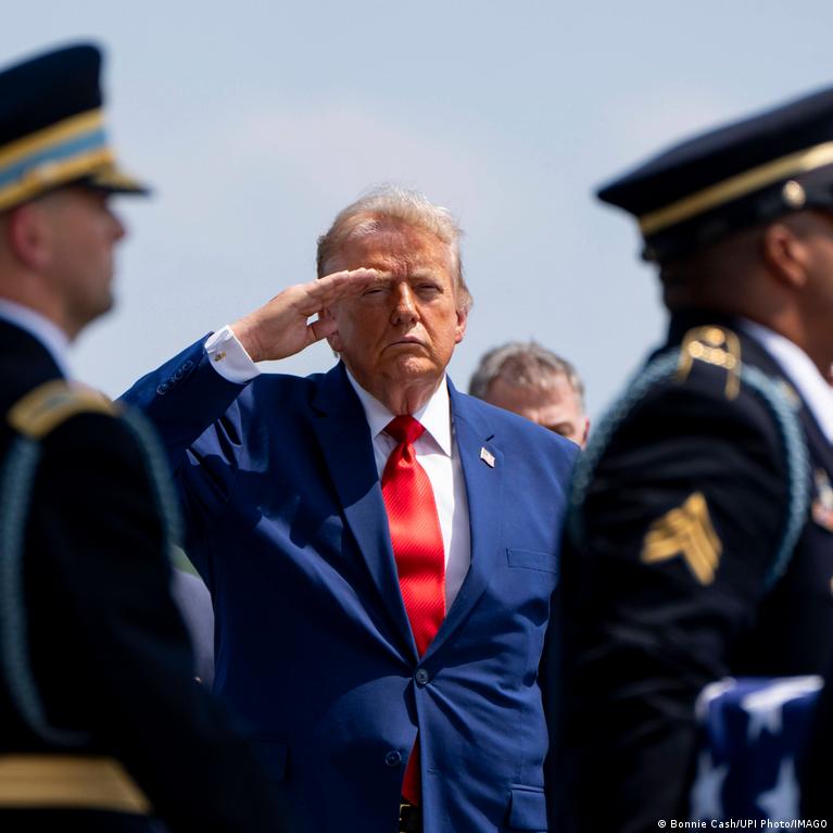 Trump: "buenas probabilidades" de alcanzar acuerdo con Irán