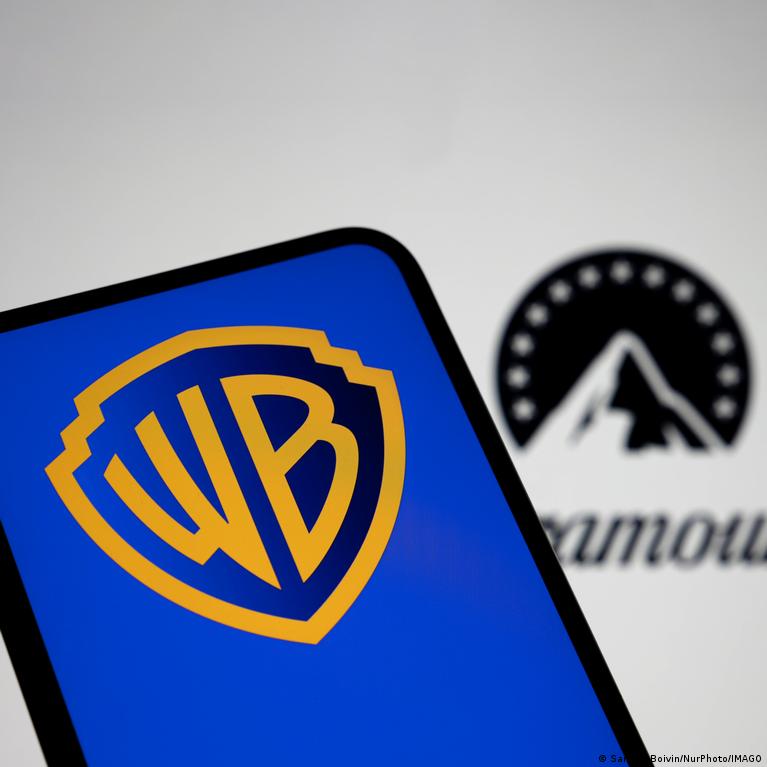 Paramount agrees to delay Warner Bros. merger amid lawsuit