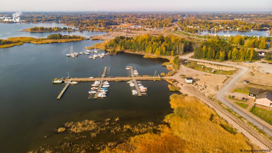 Финляндия закрыла небо и акваторию близ городов Котка и Хамина