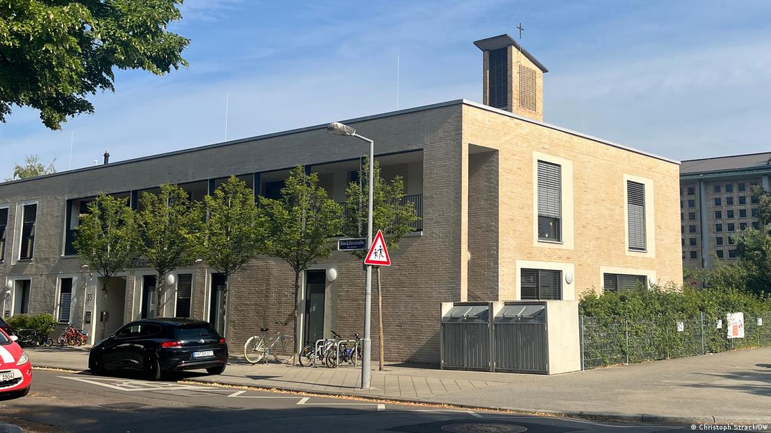 Una iglesia simultánea ecuménica con un centro infantil en Mannheim, suroeste de Alemania.