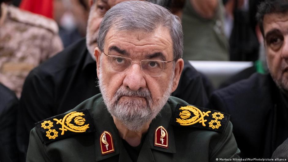 محسن رضایی آمریکا را به "قاچاق نفت" در خلیج فارس متهم کرد