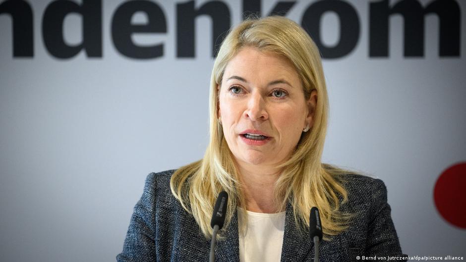 Bahn-Chefin geht mit Management ins Gericht - News kompakt: Das Wichtigste kurz gefasst