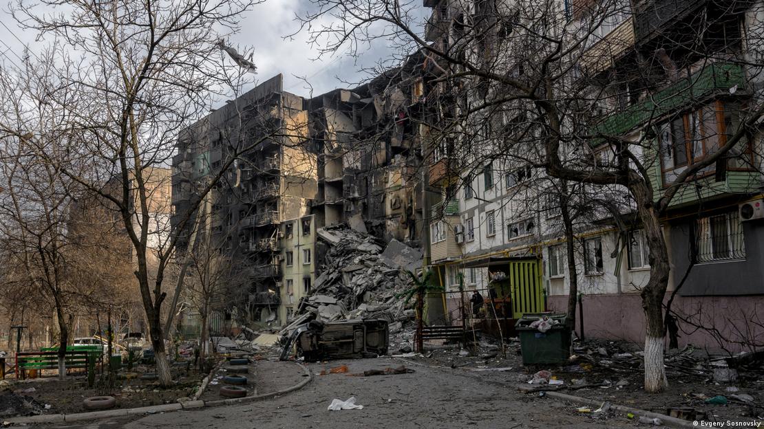 Разрушенные дома проспекта Металлургов
