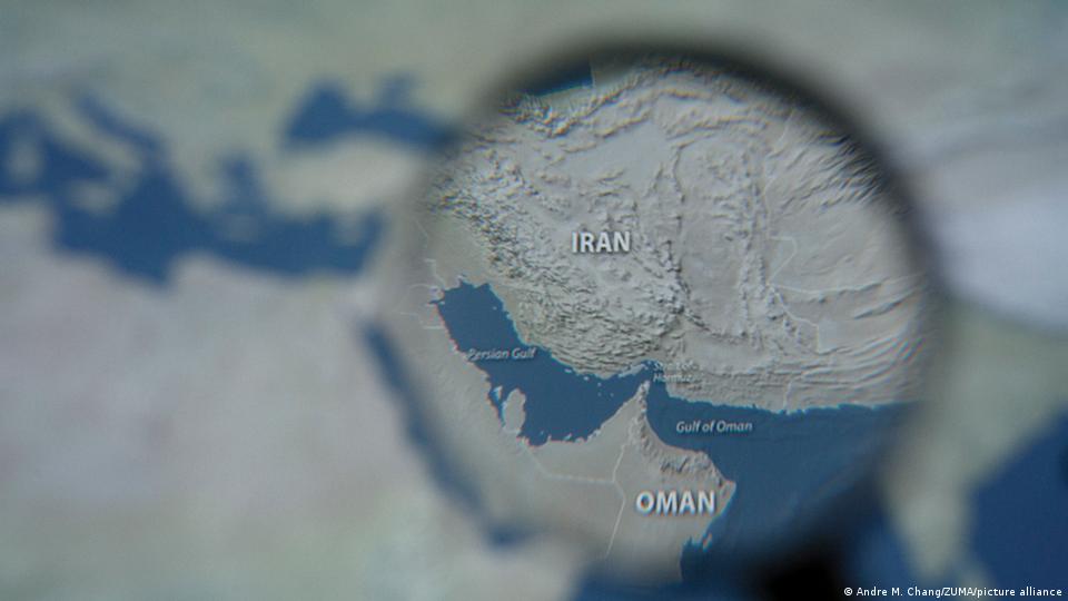 تصویری از تنگه هرمز تصویری از تنگه هرمز