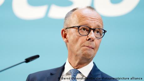 Faktencheck: Nein, Bundeskanzler Merz plant keinen Rücktritt