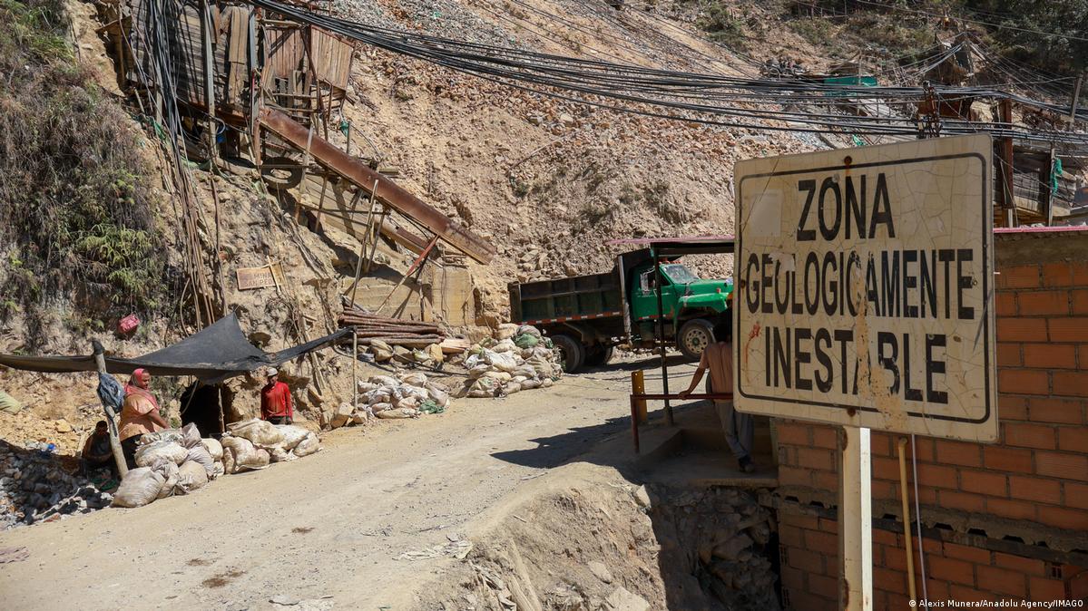 Nineteen people were injured in a similar incident at a gold mine in Marmato in the Caldas department earlier this month [FILE: August 7, 2026] Image: Alexis Munera/Anadolu Agency/IMAGO