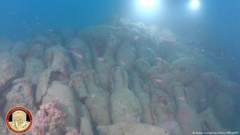 Divers in Italy find ancient Roman shipwreck, amphorae off coast of Sicily believed to be 2,100 years old