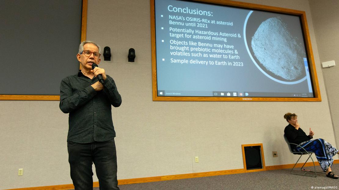 Humberto Campins informa sobre la misión OSIRIS-REx de la NASA. Humberto Campins informa sobre la misión OSIRIS-REx de la NASA.