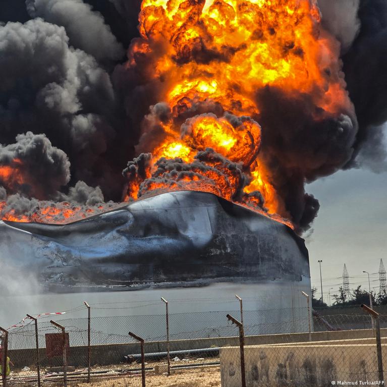 Thumbnail for Drone attack hits Libya's largest oil refinery