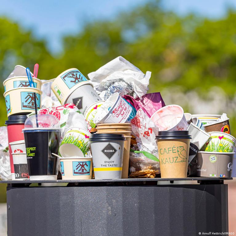 EU begins enforcing PFAS limits in food packaging under new waste regulation
