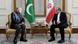 عباس عراقچی وزیر خارجه جمهوری اسلامی ایران در حال گفتوگو با محسن نقوی، وزیر کشور پاکستان