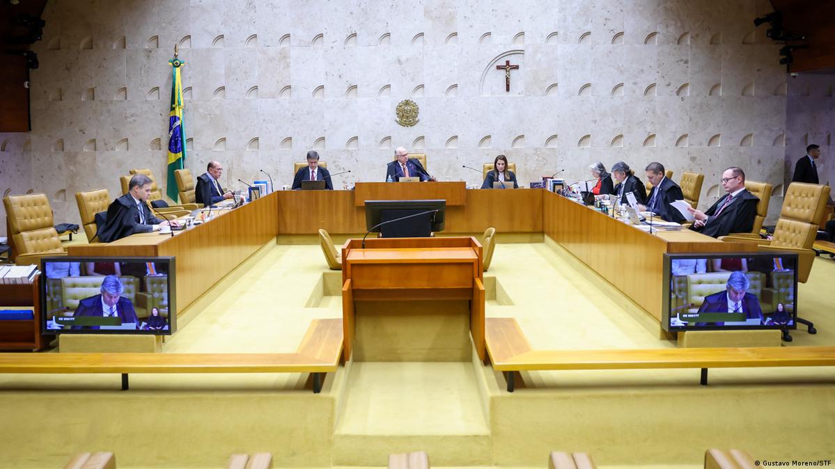 STF busca estancar crise em julgamento inédito