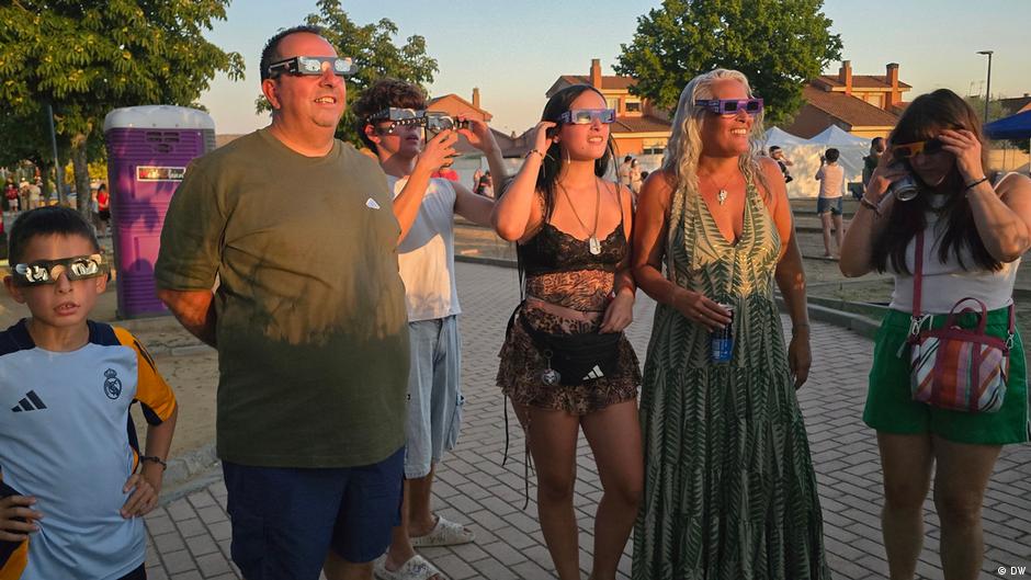 Así se vivió el eclipse total de Sol en España