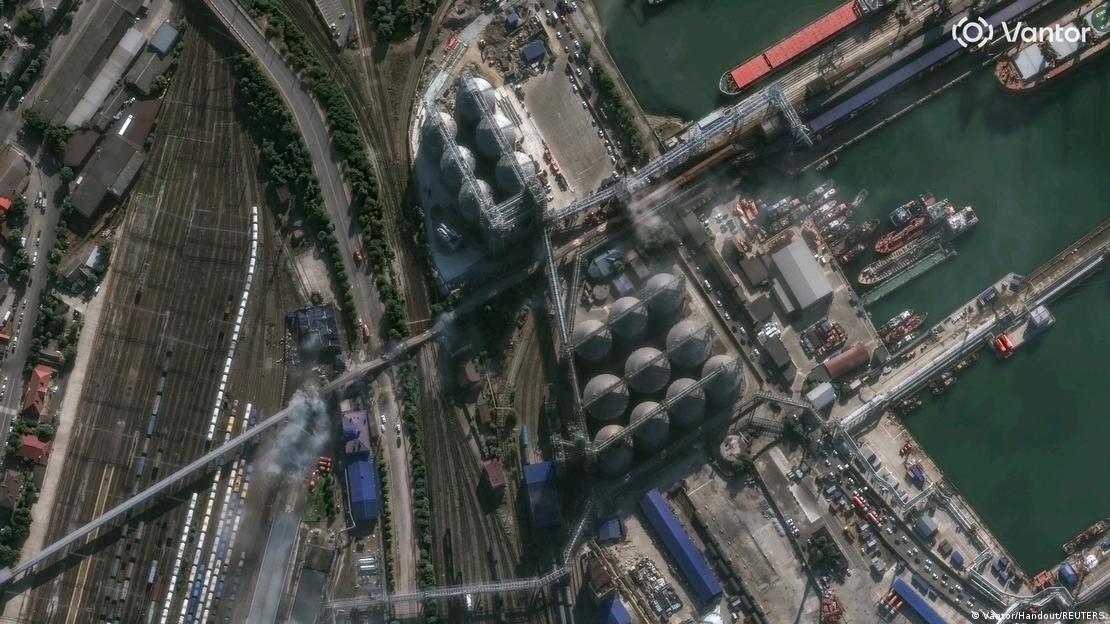 Imagen del puerto de Novorosíisk, tras un ataque ucraniano con drones.