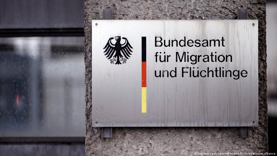 Germany increasingly revokes refugee status for Syrians