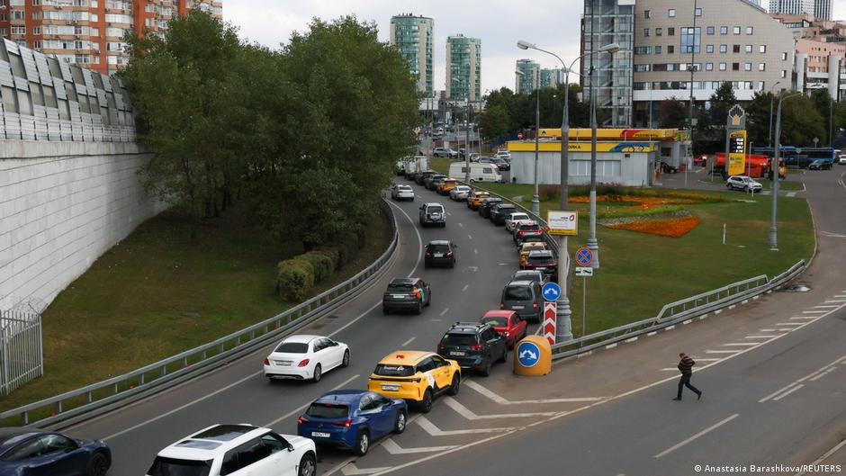 В Москве ввели повторные ограничения на продажу бензина