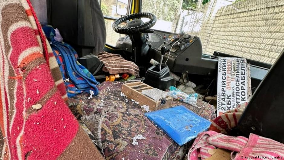 Ucrania: al menos 30 muertos en un ataque ruso con bomba aérea que alcanzó un autobús en Kramatorsk