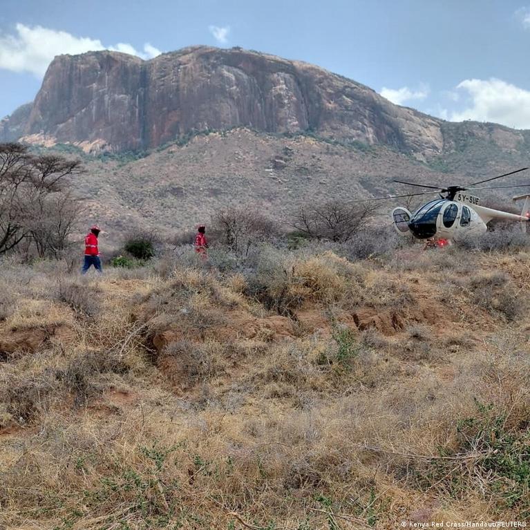 Helicopter crashes in Samburu County, Kenya, killing all seven on board, including five US citizens and Ecuador's intelligence director
