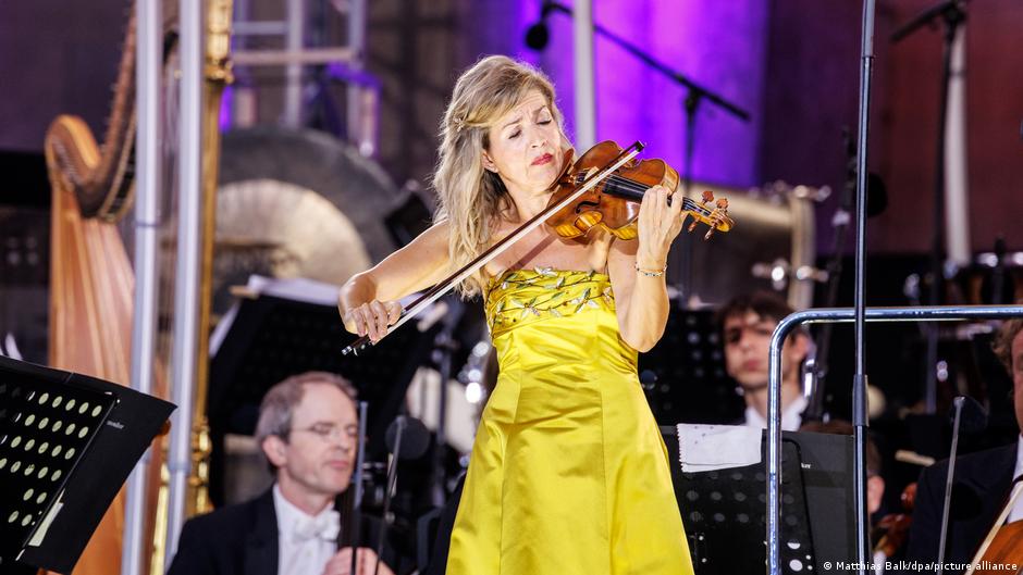 Star violinist Anne-Sophie Mutter: 50 years on stage
