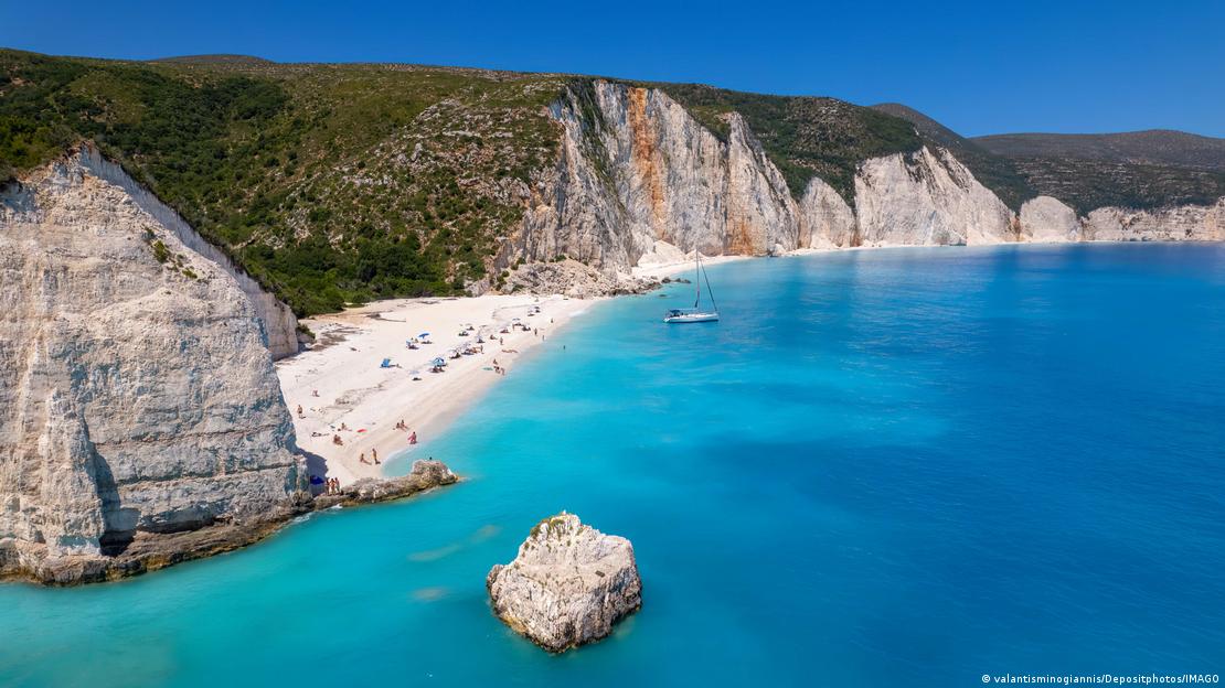 Ελλάδα Κεφαλονιά 2024 όψη της παραλίας Φτέρη Ελλάδα Κεφαλονιά 2024 όψη της παραλίας Φτέρη