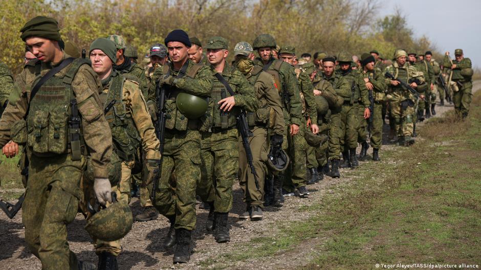 Получили убежище в Германии. Три истории дезертиров