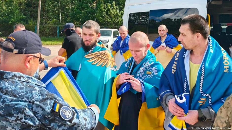10 на 10: Україна та Росія провели спецобмін полоненими