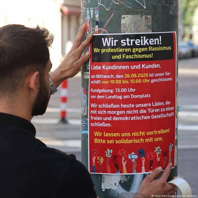 AfD'ye tepki : Saksonya-Anhalt'ta göçmenler kepenk kapattı