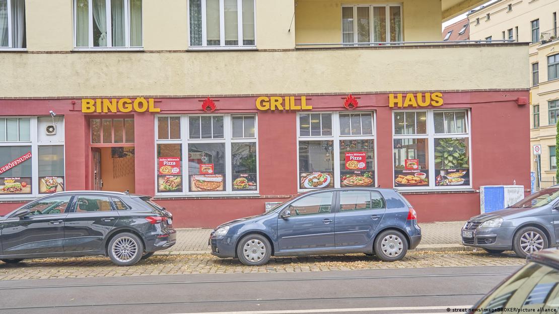 "Bingöl Grill Haus" isimli bir restoranın cephesi