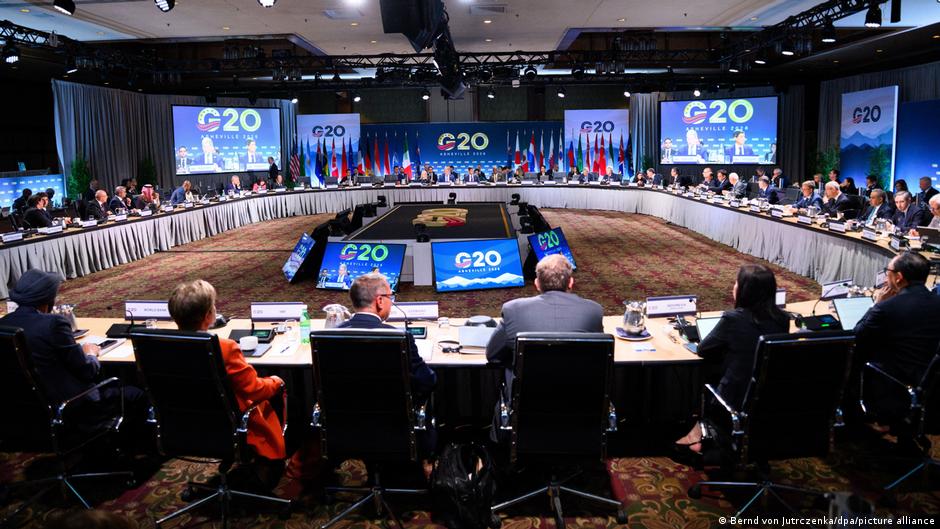Ministri rus rikthehet në tryezën e G20 s  Evropa reagon me protestë