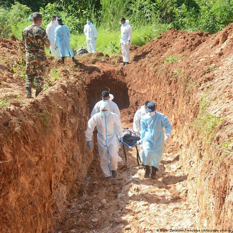 Sel felaketi: Nepal ve Çin'de ölü sayısı bini aştı