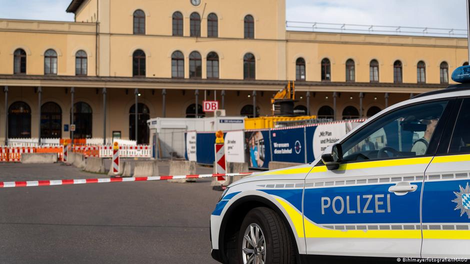 Germany news: Augsburg train station reopens after blast
