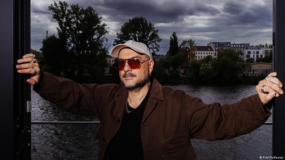 "Испытываю физический дискомфорт": зачем Кирилл Серебренников создал фестиваль в Берлине