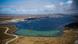 Vista aérea de Stanley (antes Port Stanley), capital de las islas Falklands, para los británicos. "Puerto Argentino", en las islas Malvinas, para Buenos Aires.