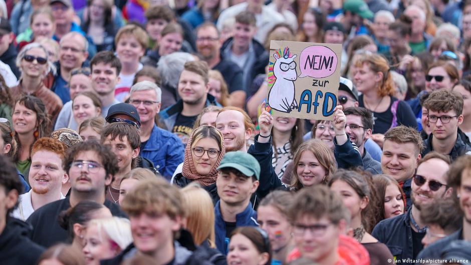 Germany news: Thousands march at Saxony-Anhalt rallies