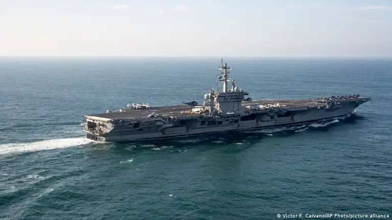 EE.UU. envía un tercer portaaviones a Oriente Medio