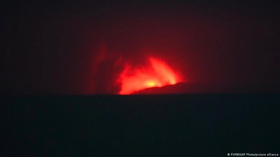 インドネシア：アナク・クラカタウ火山の噴火により航空便が欠航