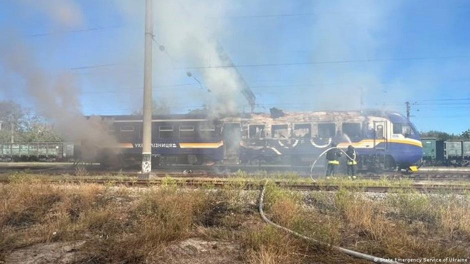 РФ атакує Запоріжжя: загинула провідниця потяга, є постраждалі