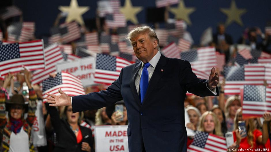 Trump promises Americans $5,000 if Republicans win midterms