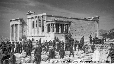 Ναζί στρατιώτες στην Ακρόπολη Ναζί στρατιώτες στην Ακρόπολη