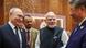 Rusya Devlet Başkanı Vladimir Putin, Hindistan Başbakanı Narendra Modi ve Çin lideri Şi Cinping BRICS zirvesi sırasında ayaküstü sohbet ediyor.