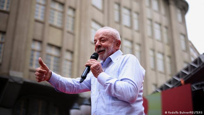 TSE proíbe Globo de colocar cadeira vazia no lugar de Lula em debate