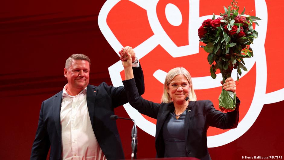 Sweden election 'very close' as left bloc claims tight lead