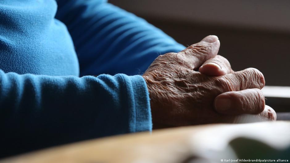 U Nemačkoj ponovo porastao broj samoubistava: prošle godine je 11.334 ljudi sebi oduzelo život.