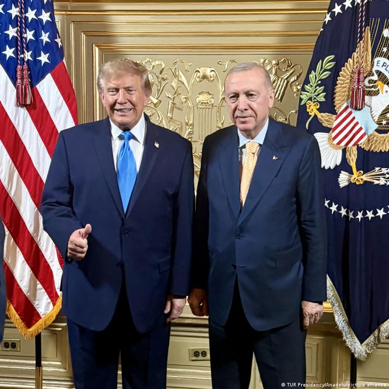 Türkiye, Endonezya, Pakistan ve Katar Doha'da savunma iş birliği mutabakatı imzaladı
