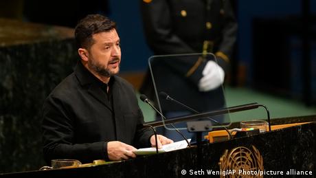 Selenskyj sieht Putin als "Patient Null" der Kriegstreiberei